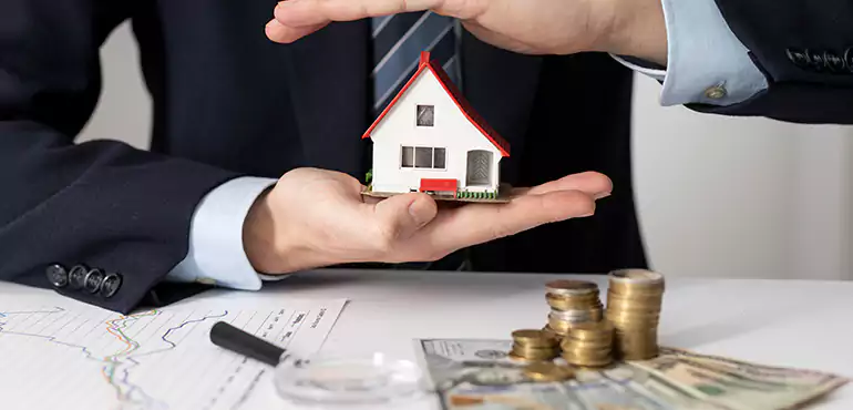 Who Do We Buy Houses From in Apex, NC?