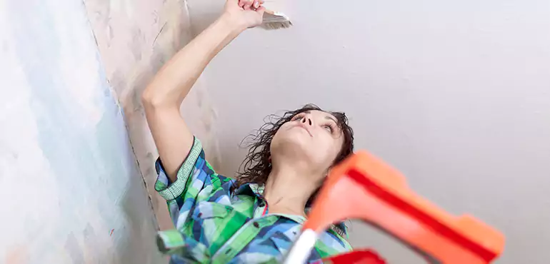 Ready to Get Rid of Your Moldy Apex Home? Call Now for a Fast Cash Offer